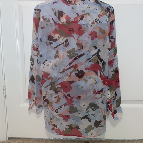 Anne Klein floral blouse 2 - Picture 2 of 8
